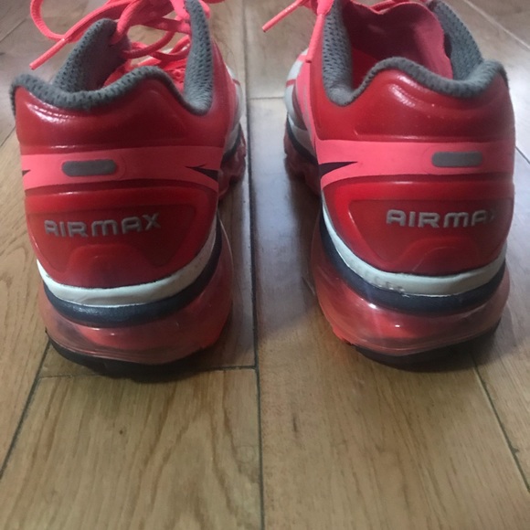 Sneaker - Picture 5 of 7